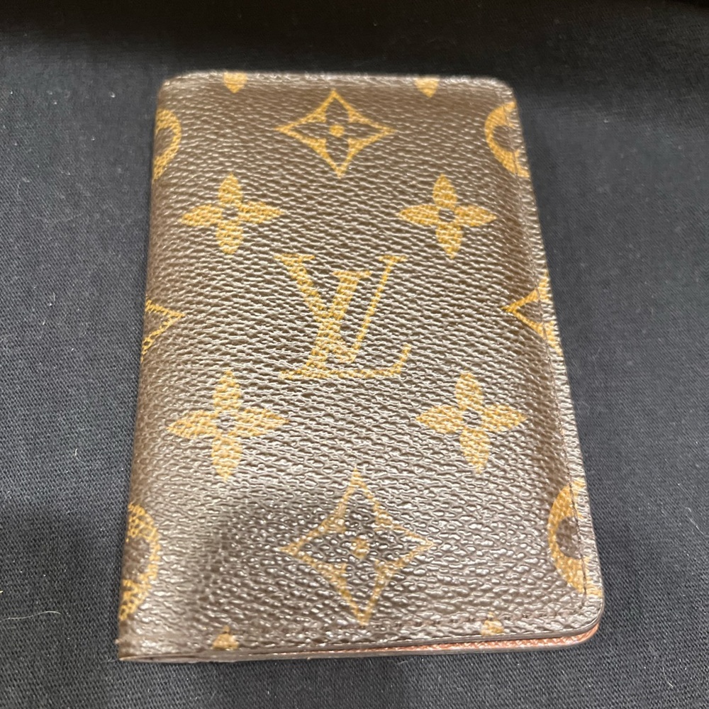 LV Authentic card holder